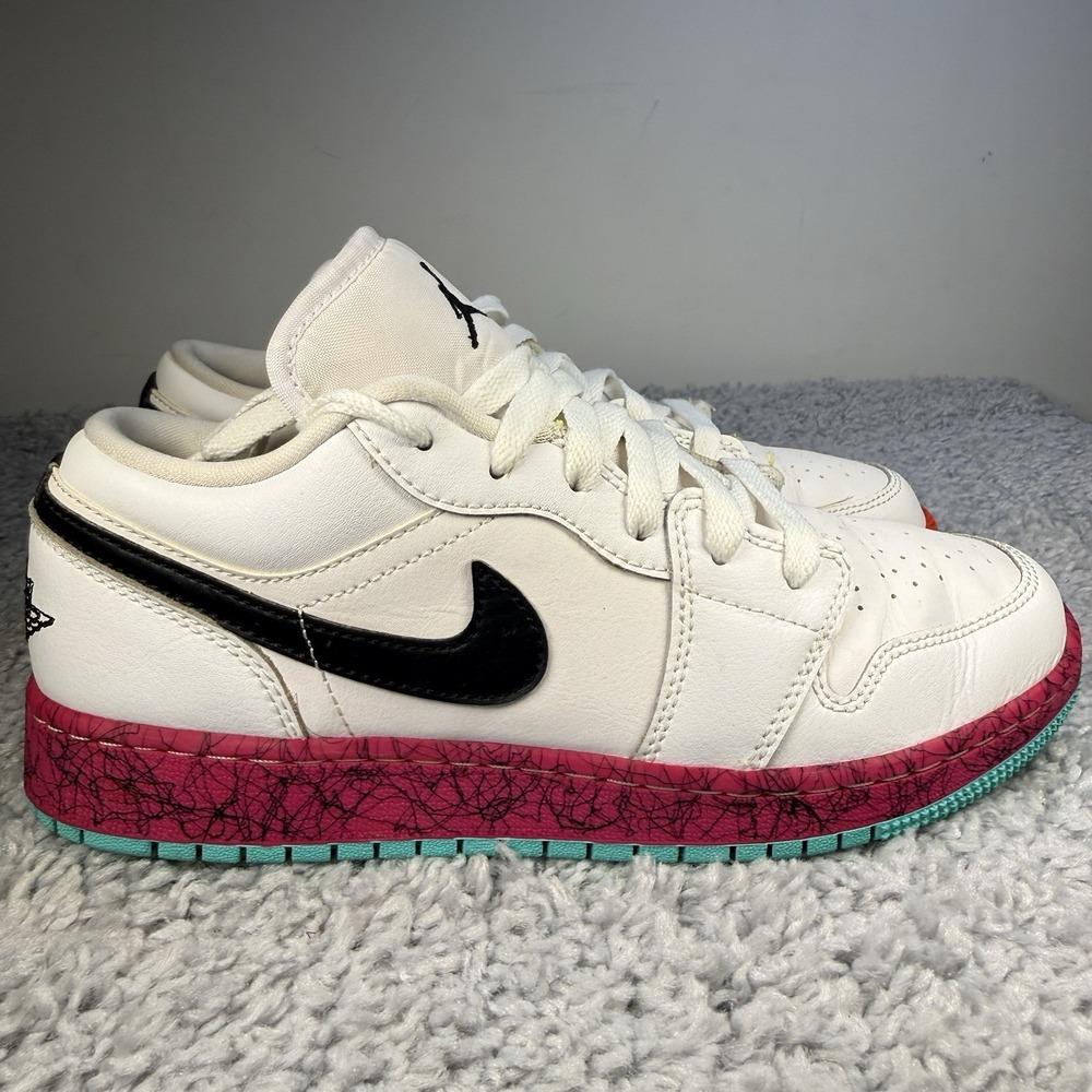 Air Jordan 1 Low GS CV9548-100 Size 5.5Y Multi Color White Black Pre-Owned